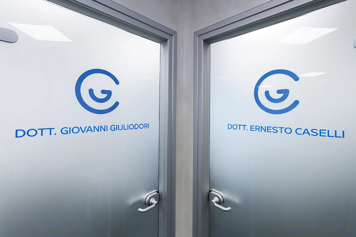 Studio dei dottori,
                    in un ambiente professionale.